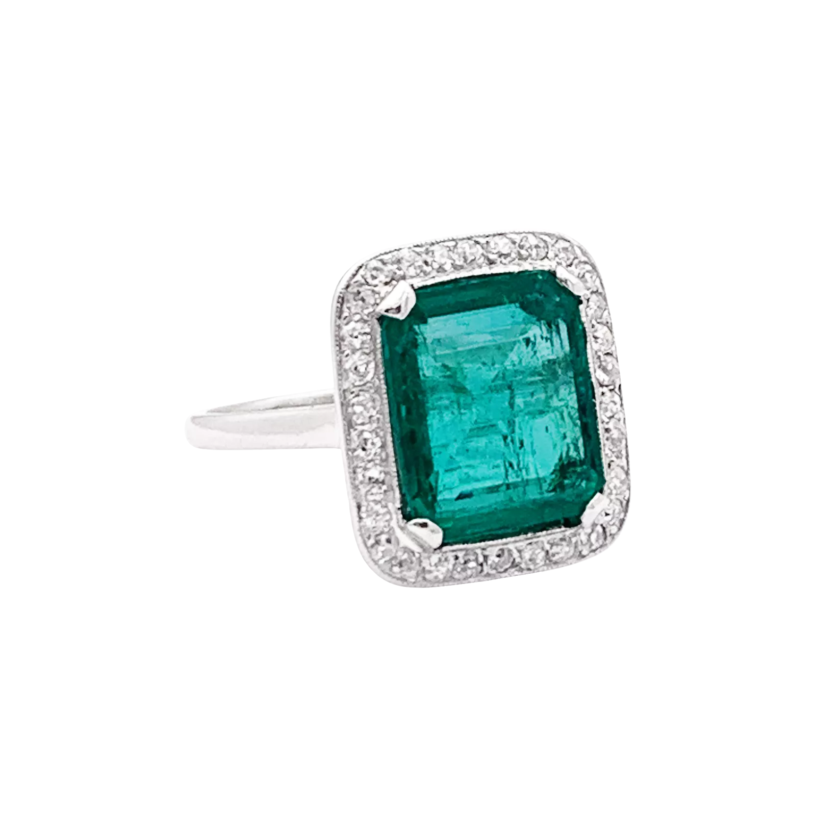Bague ancienne, émeraude, platine et diamants. - Image 2
