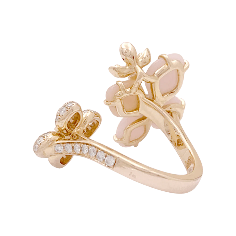 Bague Chaumet, « Hortensia Aube rosée », or rose, diamants, saphir rose et opales roses. - Image 3