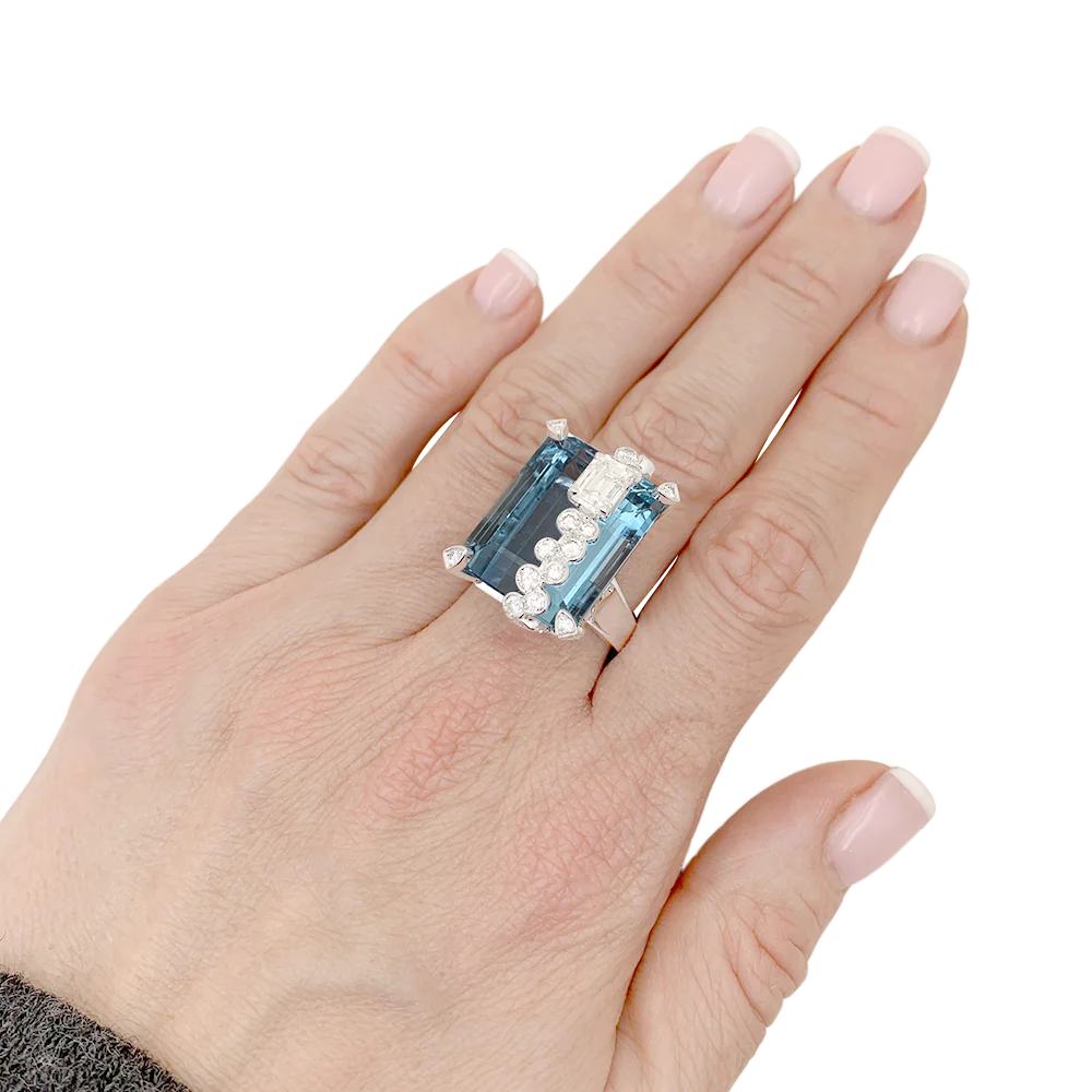 Bague cocktail aigue-marine, diamants, or blanc - Image 6