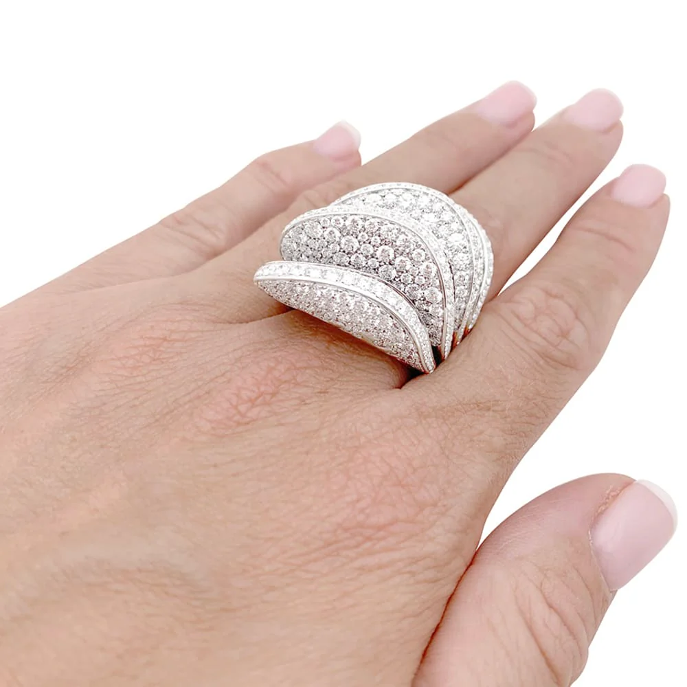 Bague De Grisogono "Onde" or blanc, diamants. - Image 7