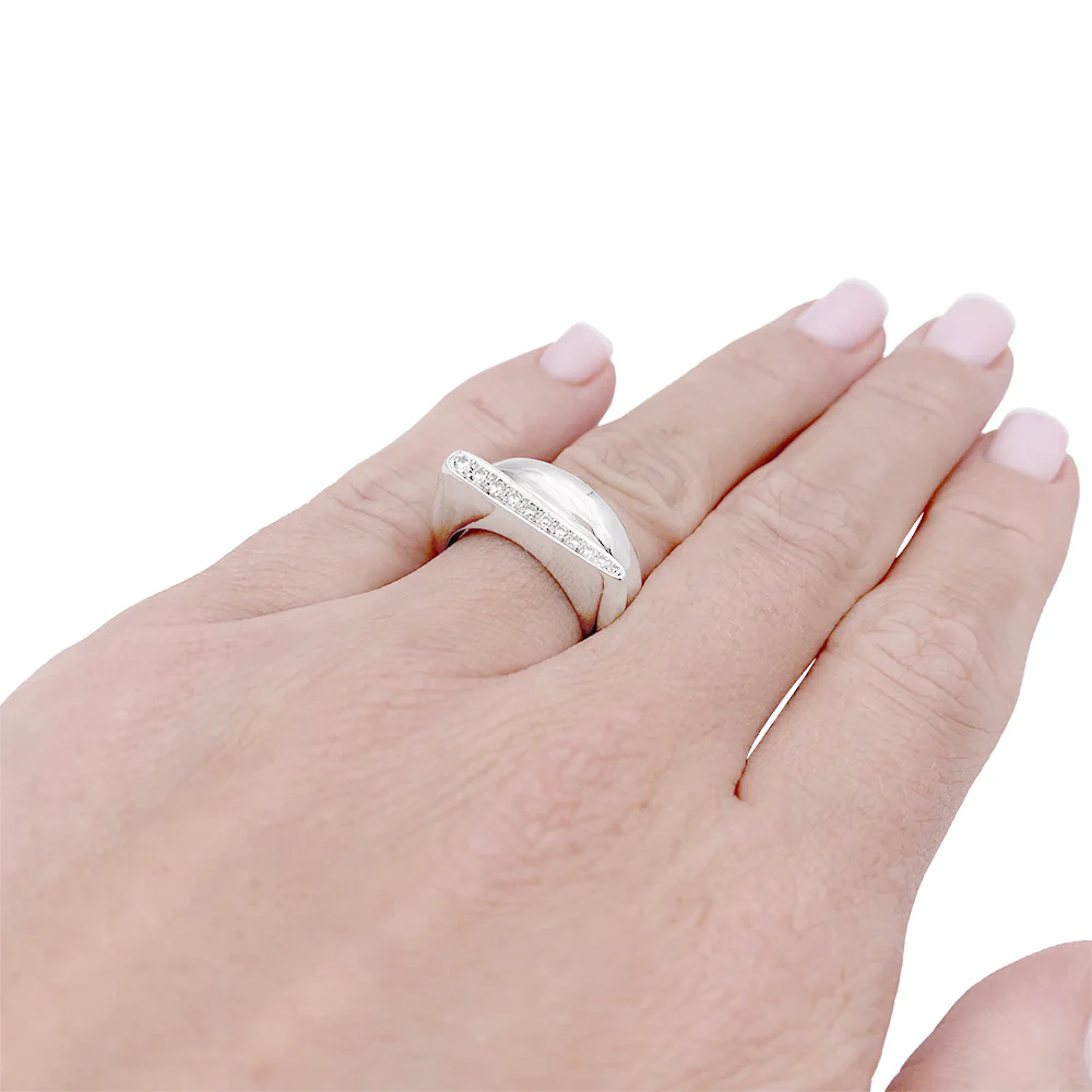 Bague Fred, "Success", en or blanc et diamants. - Image 7