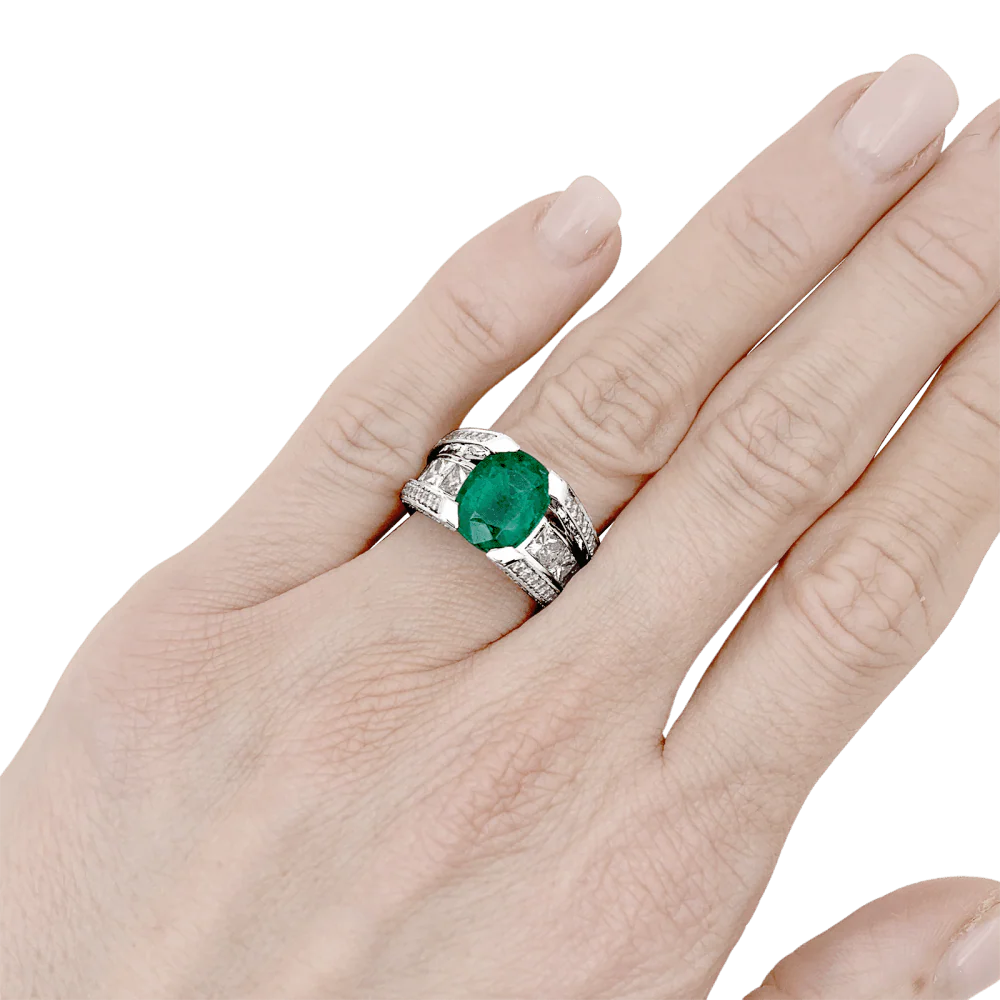 Bague or blanc, émeraude et diamants. - Image 7