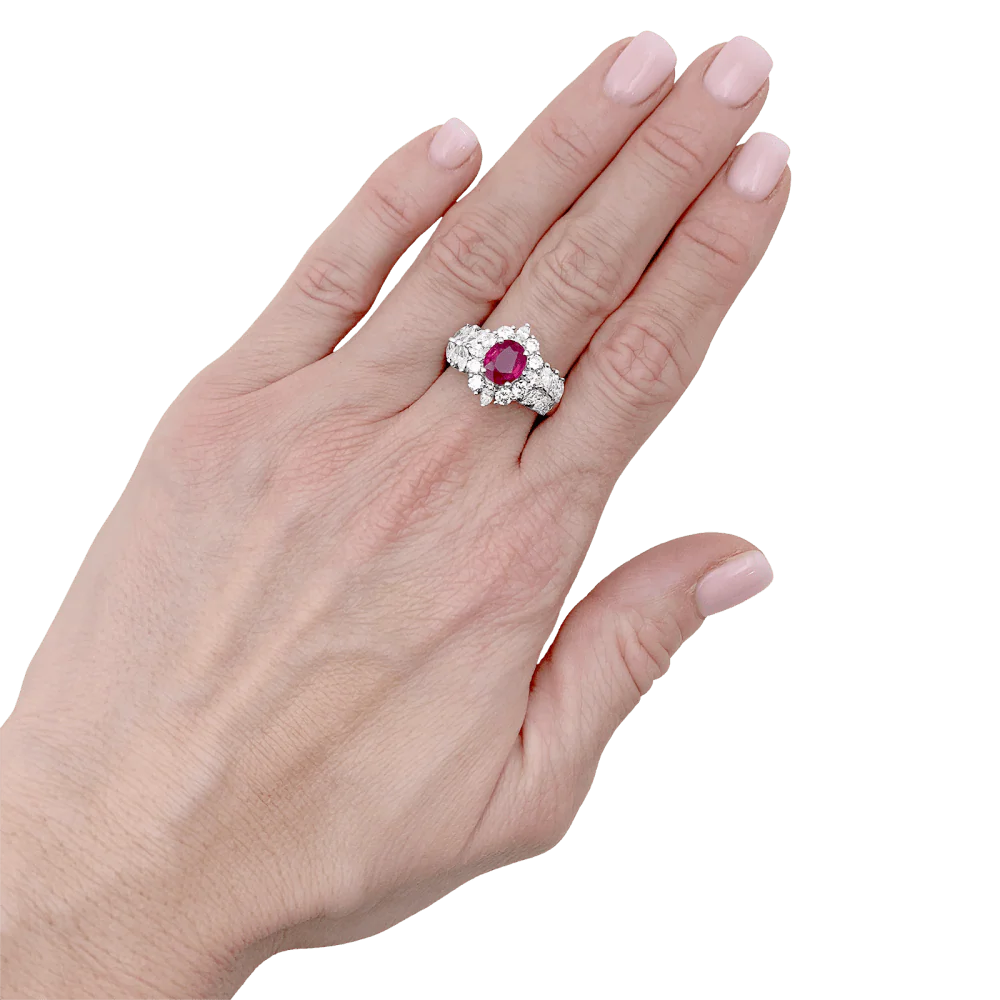 Bague or blanc, rubis et diamants. - Image 6