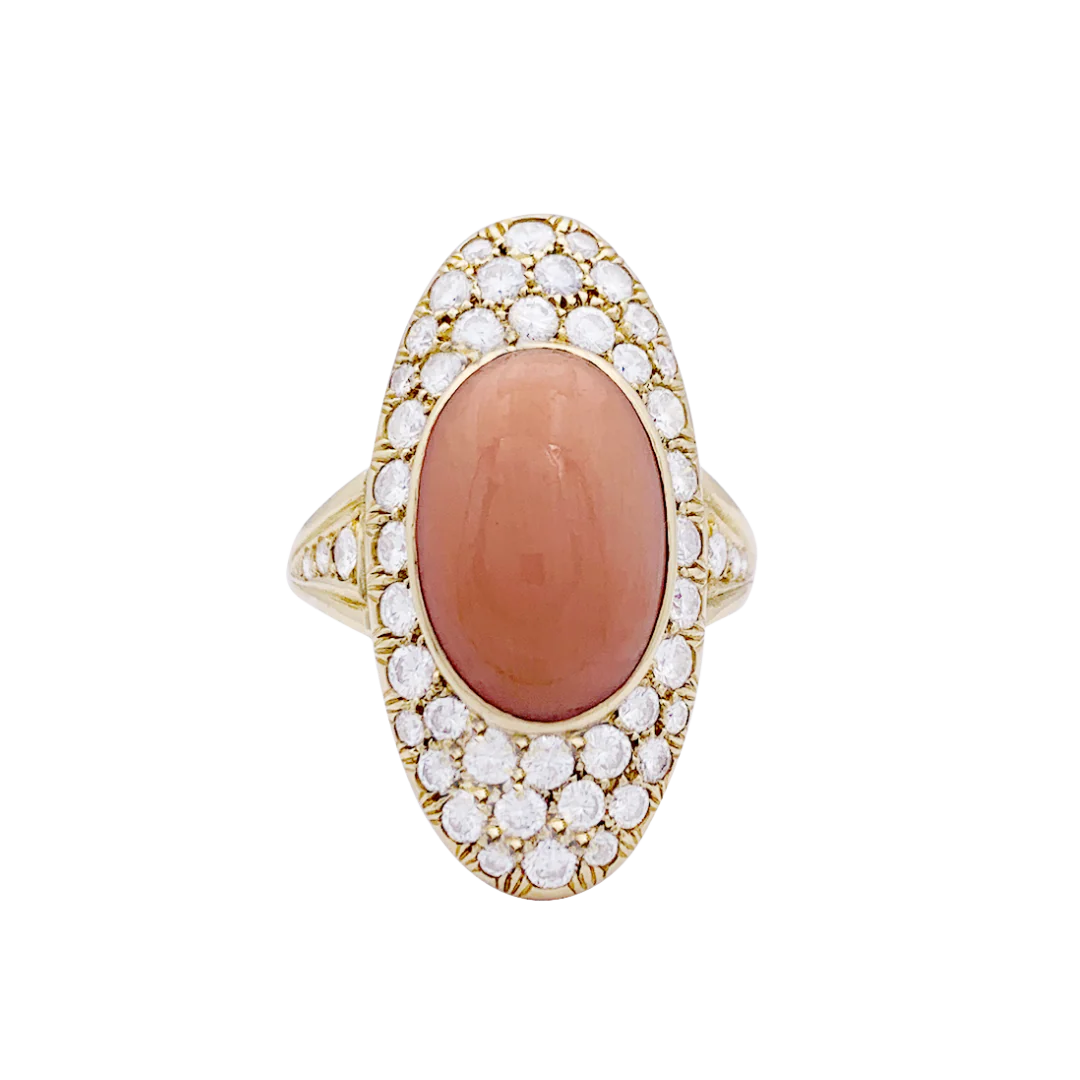 Bague, or jaune, corail peau d'ange et diamants