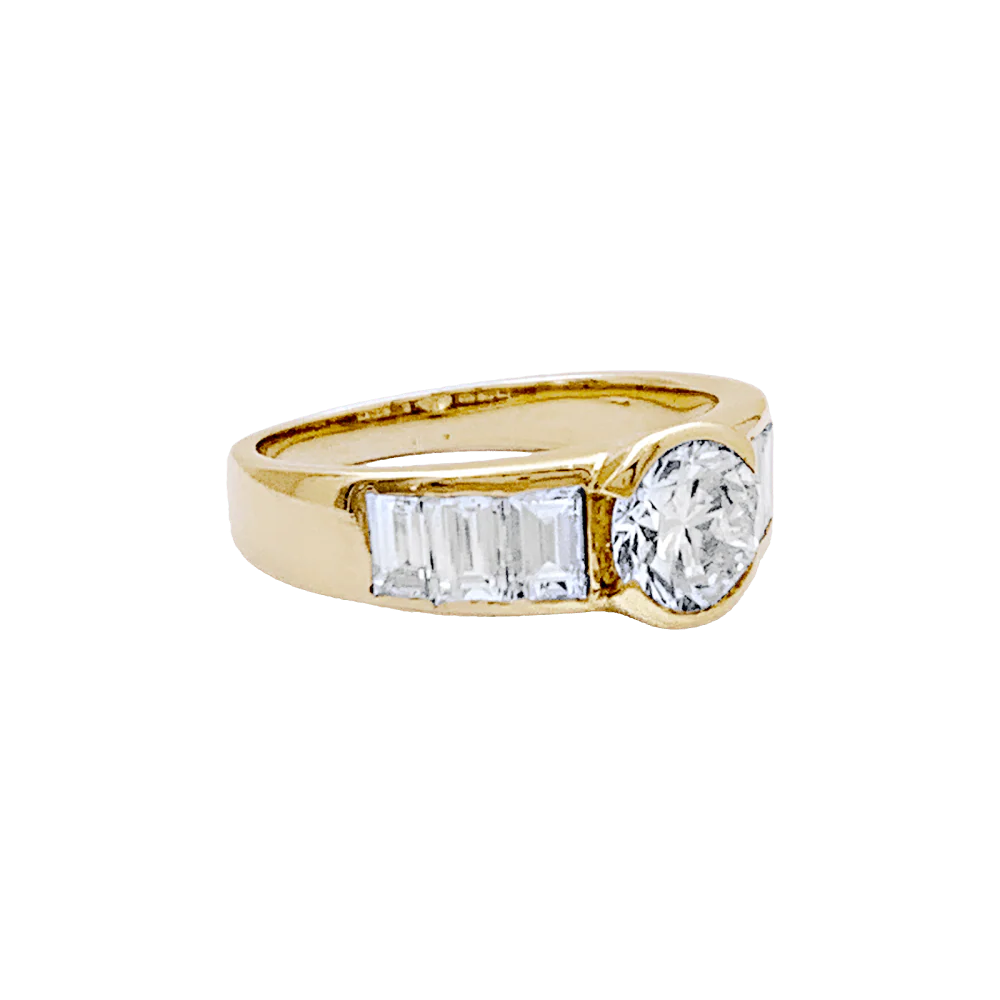 Bague or jaune et diamants. - Image 2