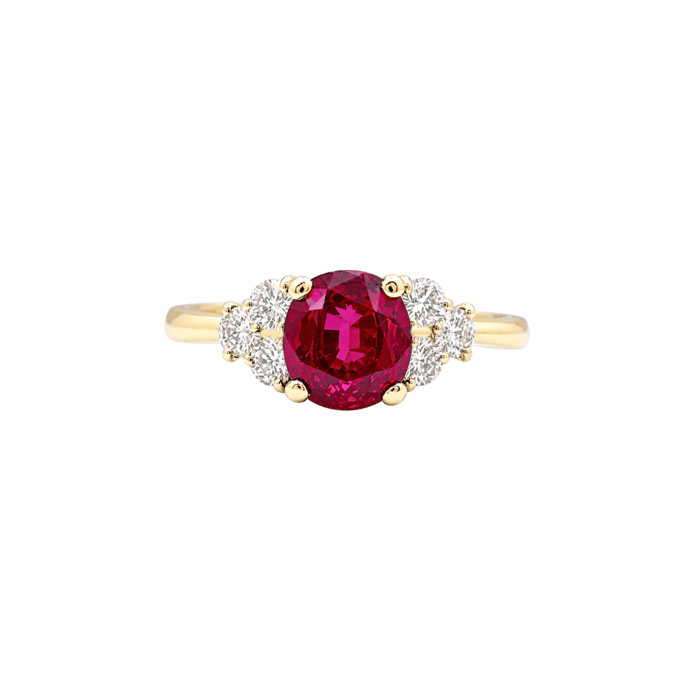 Bague or jaune, rubis et diamants.