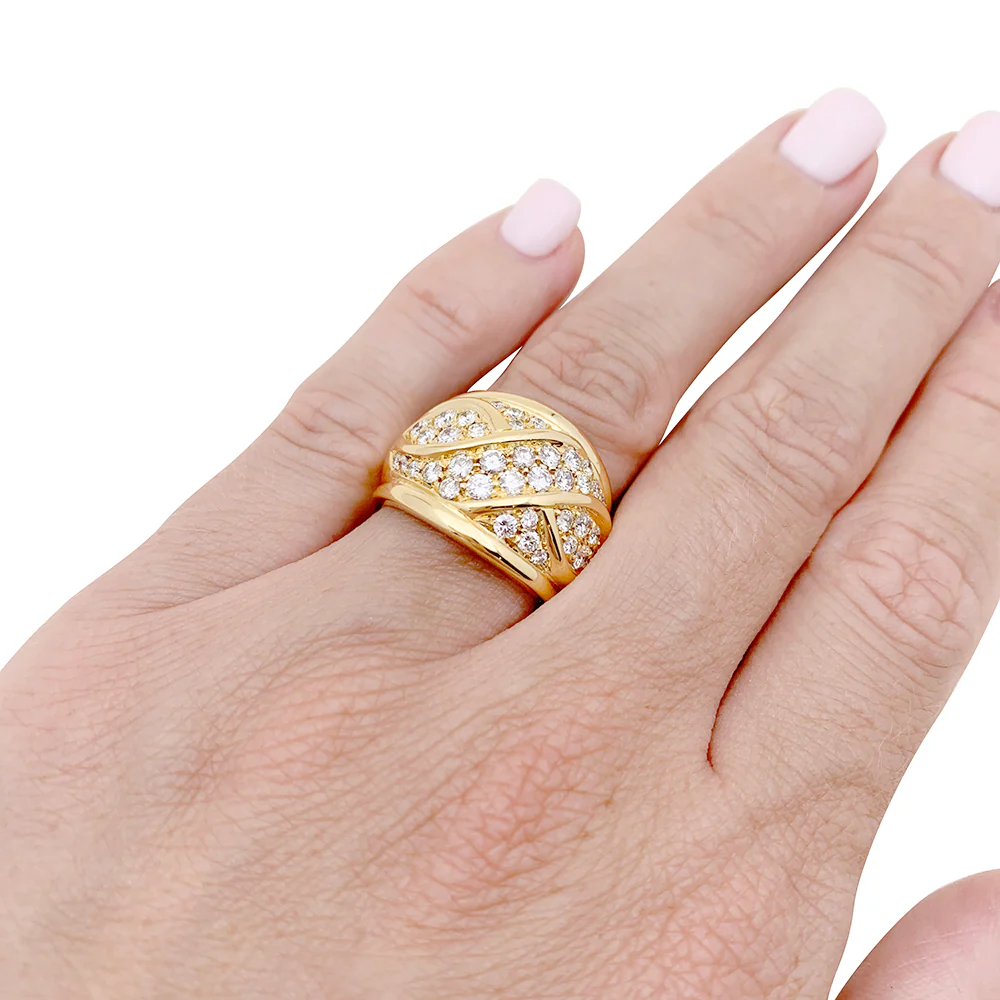 Bague pavage or jaune, diamants. - Image 4