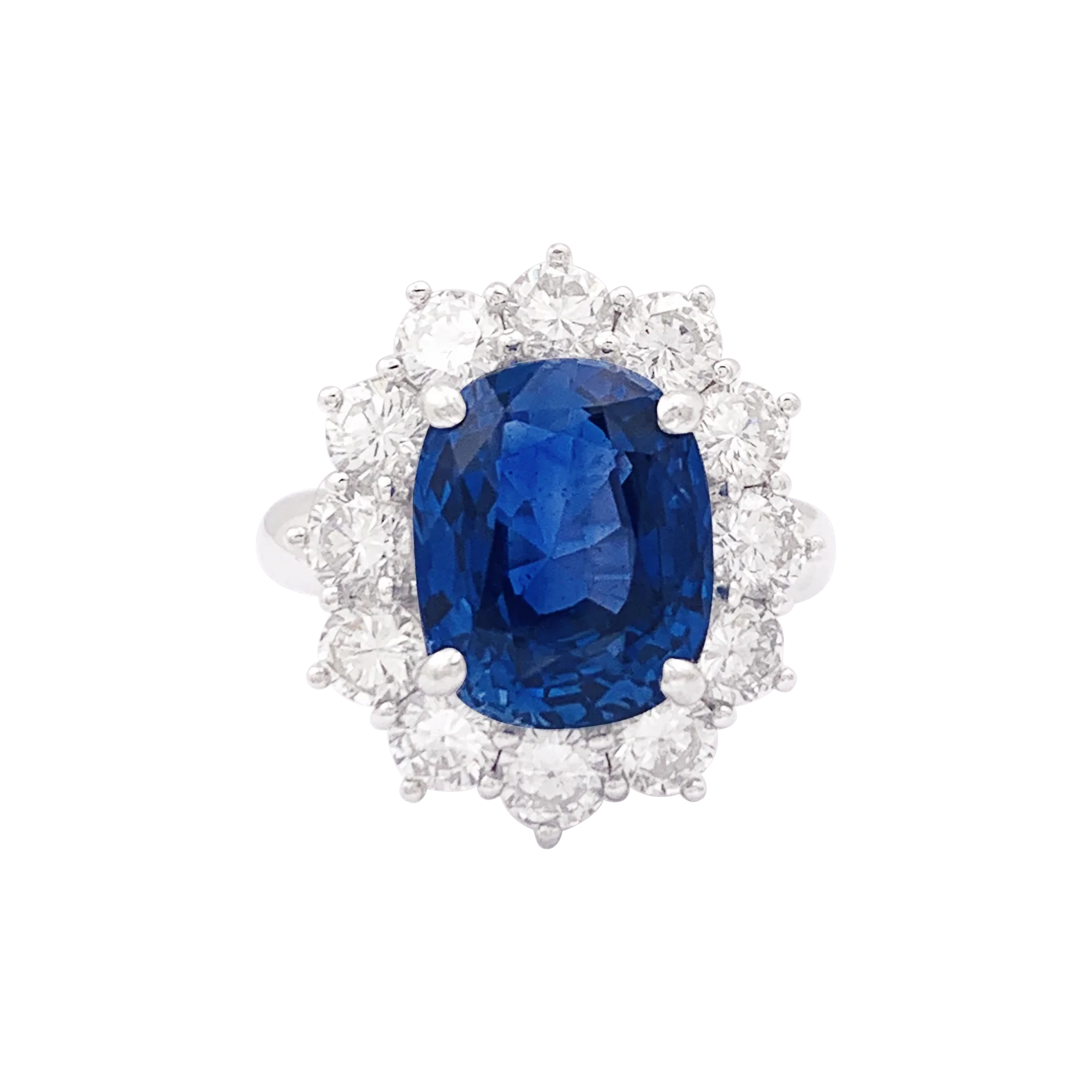 Bague "Pompadour" or blanc, diamants, saphir.