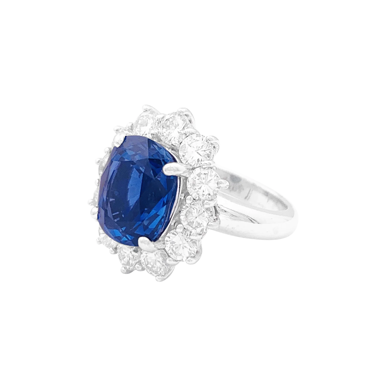 Bague "Pompadour" or blanc, diamants, saphir. - Image 2