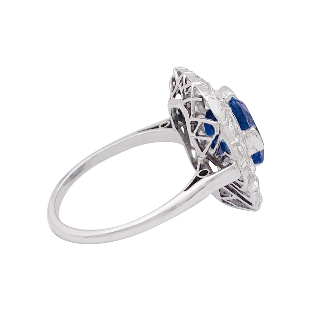 Bague "Pompadour" platine, or blanc, saphir, diamants. - Image 4