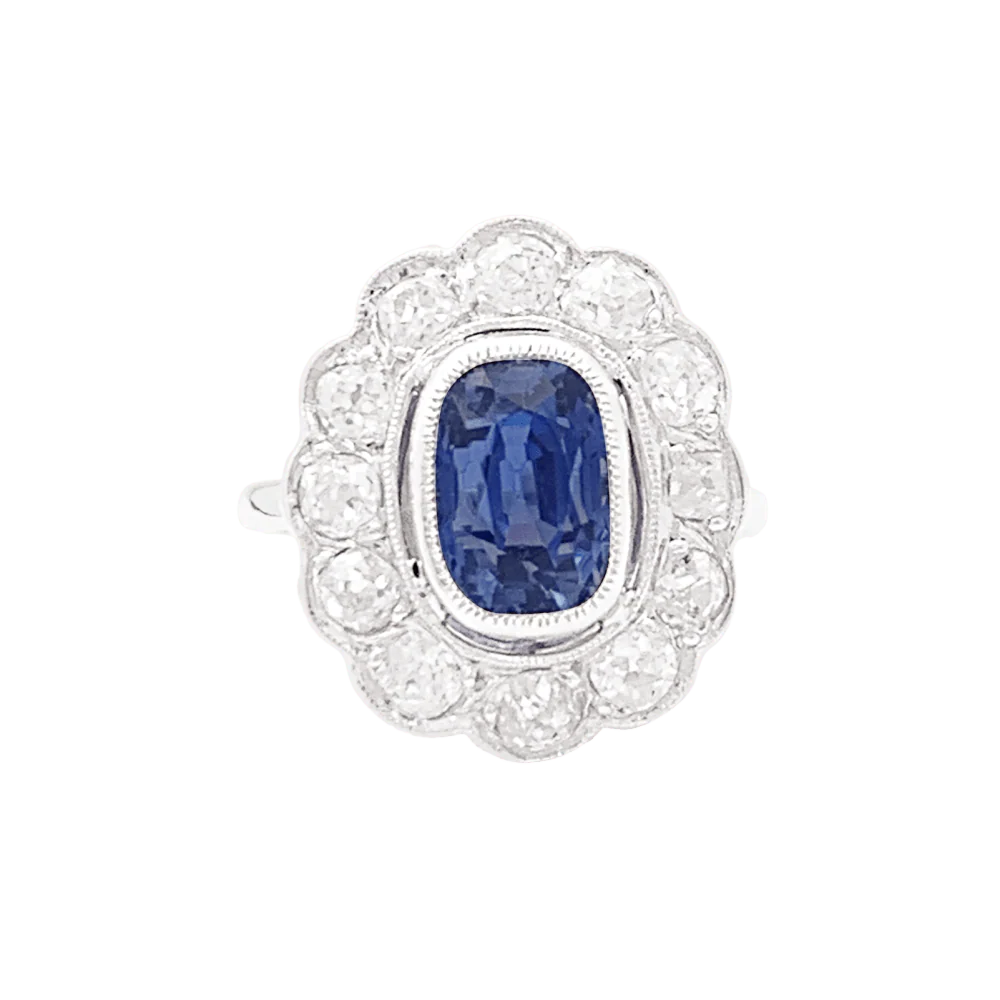 Bague pompadour platine, saphir et diamants.