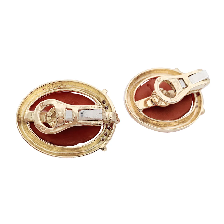 Boucles d'oreilles clips or jaune, corail et diamants. - Image 5
