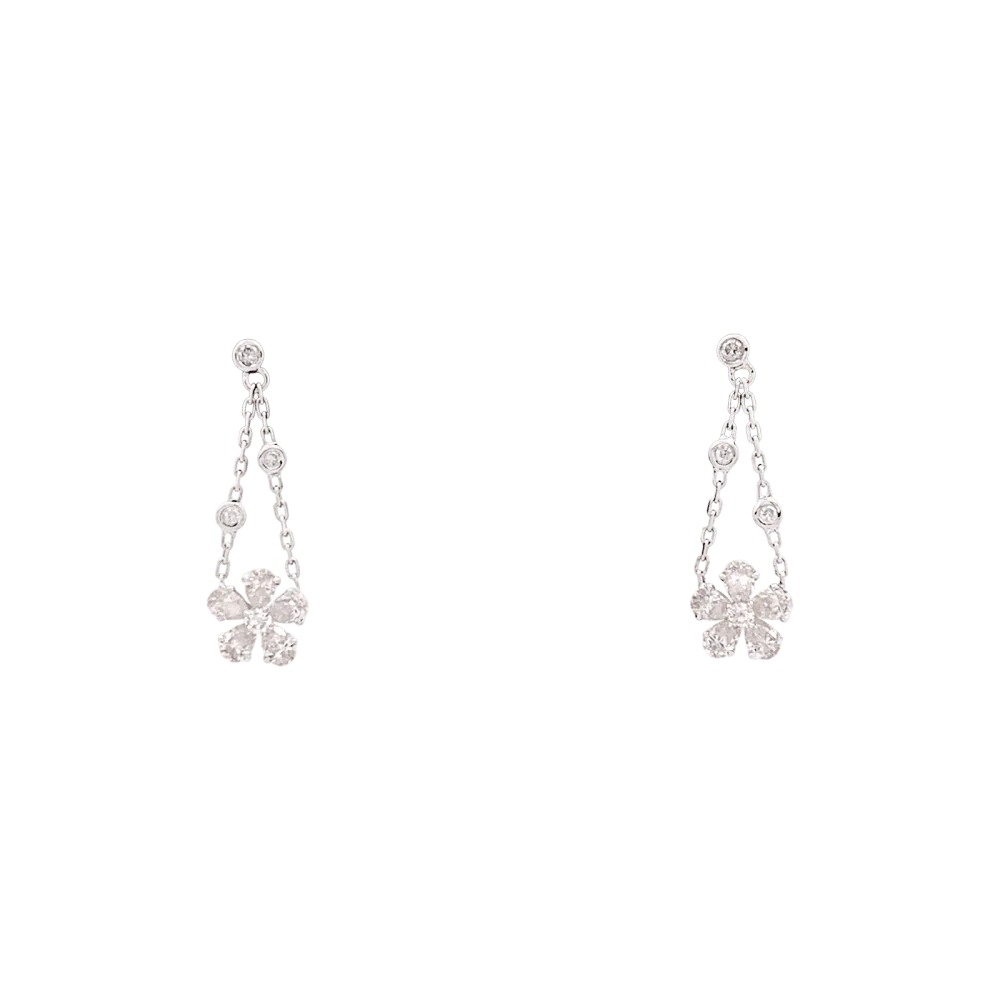 Boucles d'oreilles Messika , "Spring" or blanc, diamants.