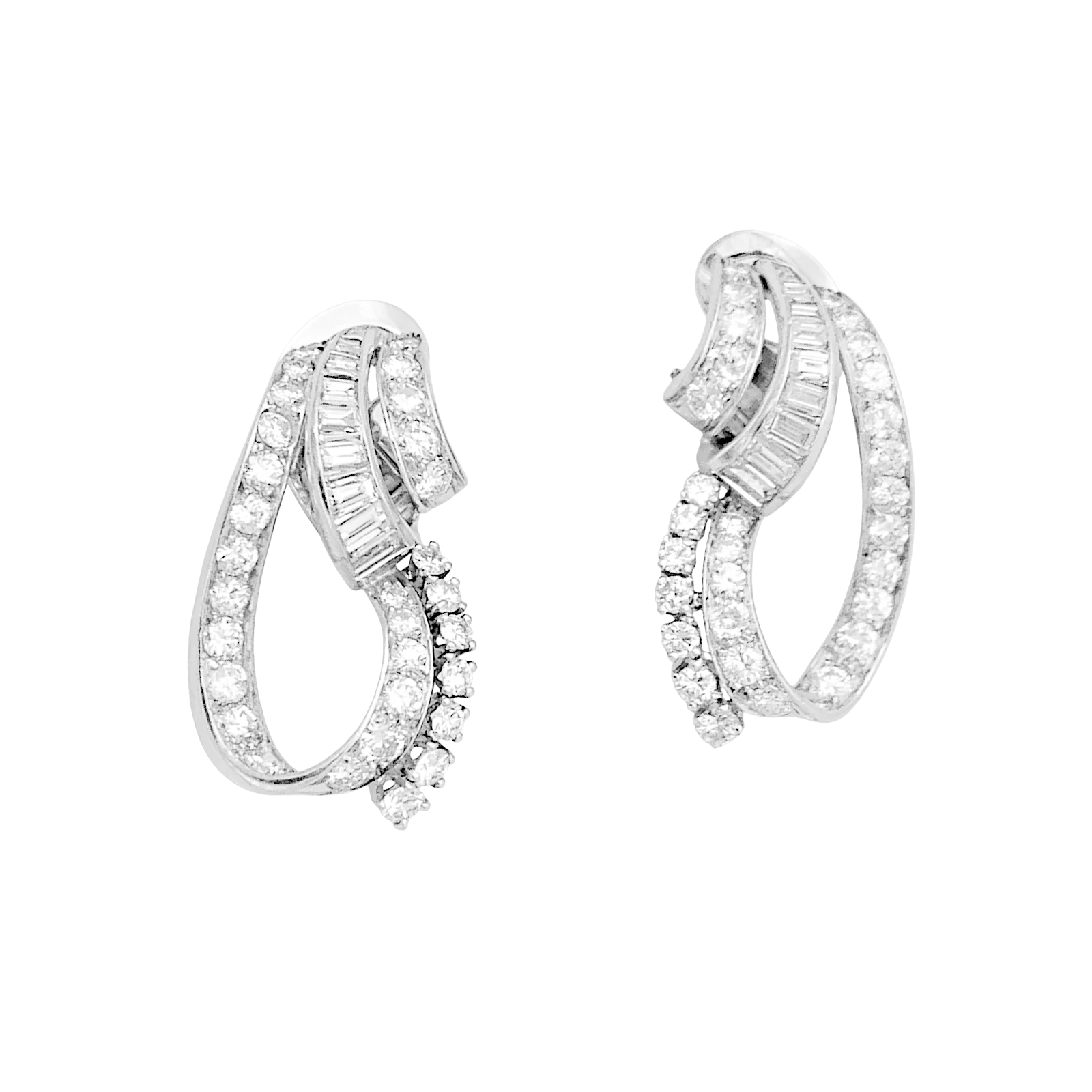 Boucles d'oreilles or blanc, diamants. - Image 2