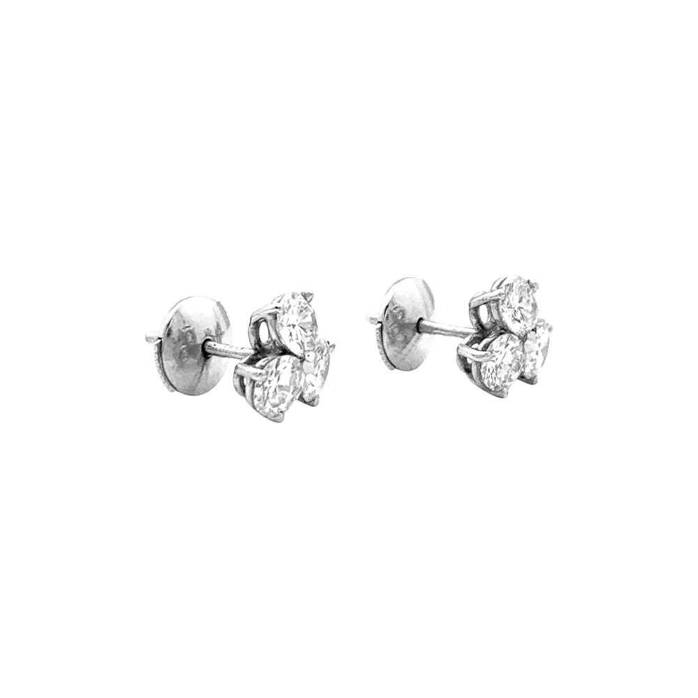Boucles d'oreilles, platine et diamants. - Image 3