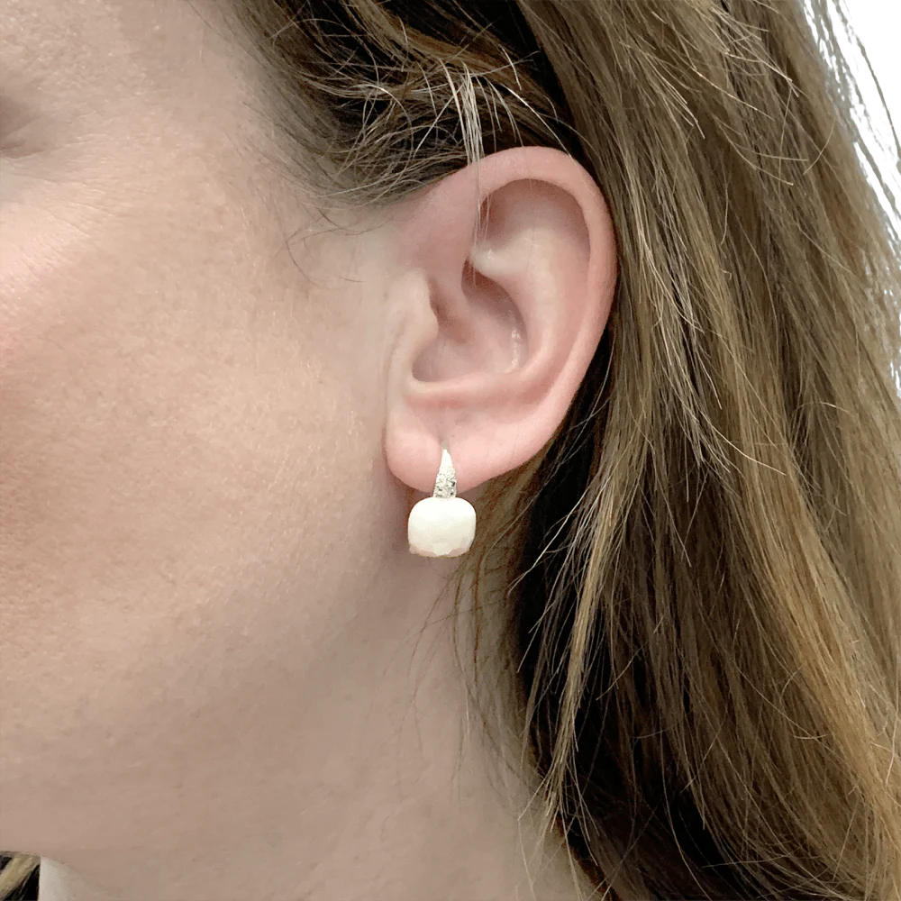 Boucles d'oreilles Pomellato, "Capri", or blanc, opale et diamants. - Image 7