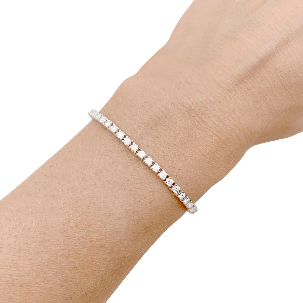 Bracelet ligne, or blanc et diamants. - Image 6