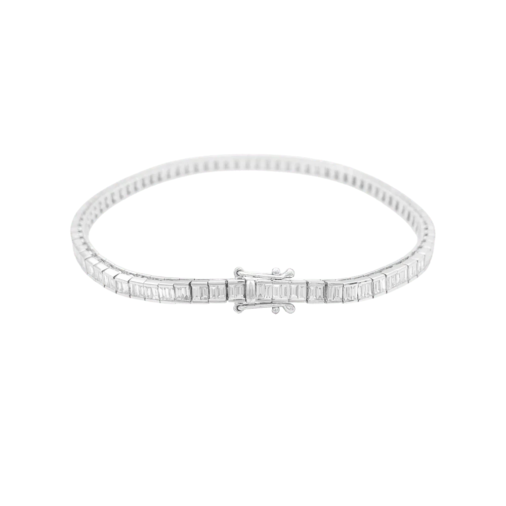Bracelet ligne, or blanc et diamants taille baguette. - Image 4