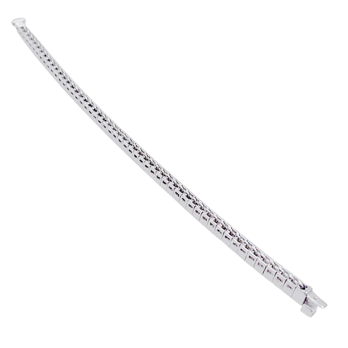 Bracelet ligne or blanc et diamants taille princesse. - Image 5
