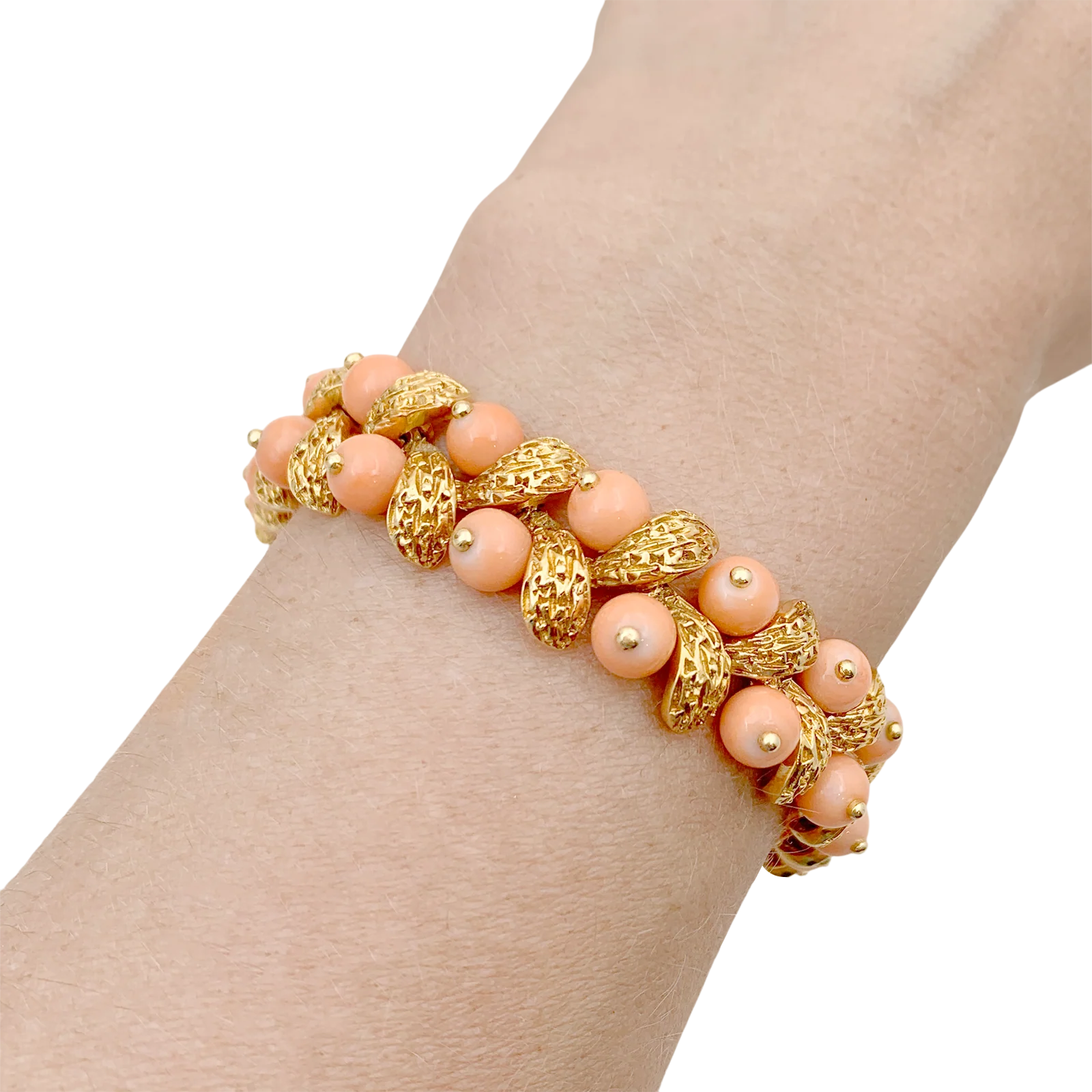 Bracelet Van Cleef & Arpels, “Gui”, or jaune, corail peau d’ange. - Image 6
