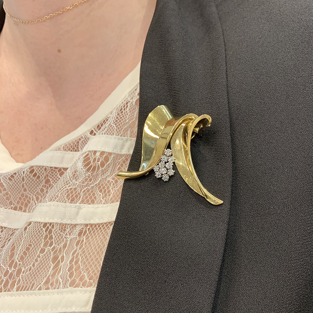 Broche Fontana en or jaune 750/000 et platine 950/000 sertie de 10 diamants taille ancienne. Poids brut : 11,4 grammes. - Image 14
