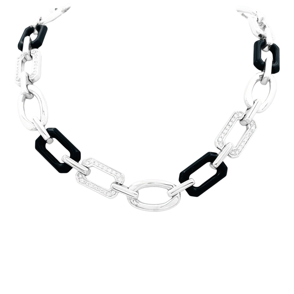 Collier Chanel, « Première Onyx », onyx, diamants, or blanc.