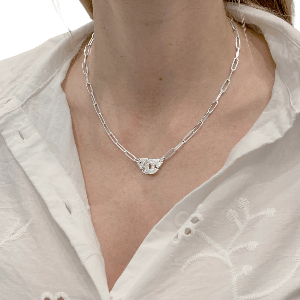 Collier Dinh Van, "Menottes", or blanc, diamants - Image 7
