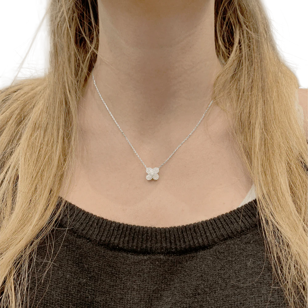 Collier Van Cleef & Arpels, "Trefle", or blanc et diamants. - Image 8