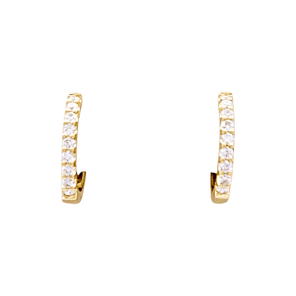Paire de petites créoles en or jaune, diamants.