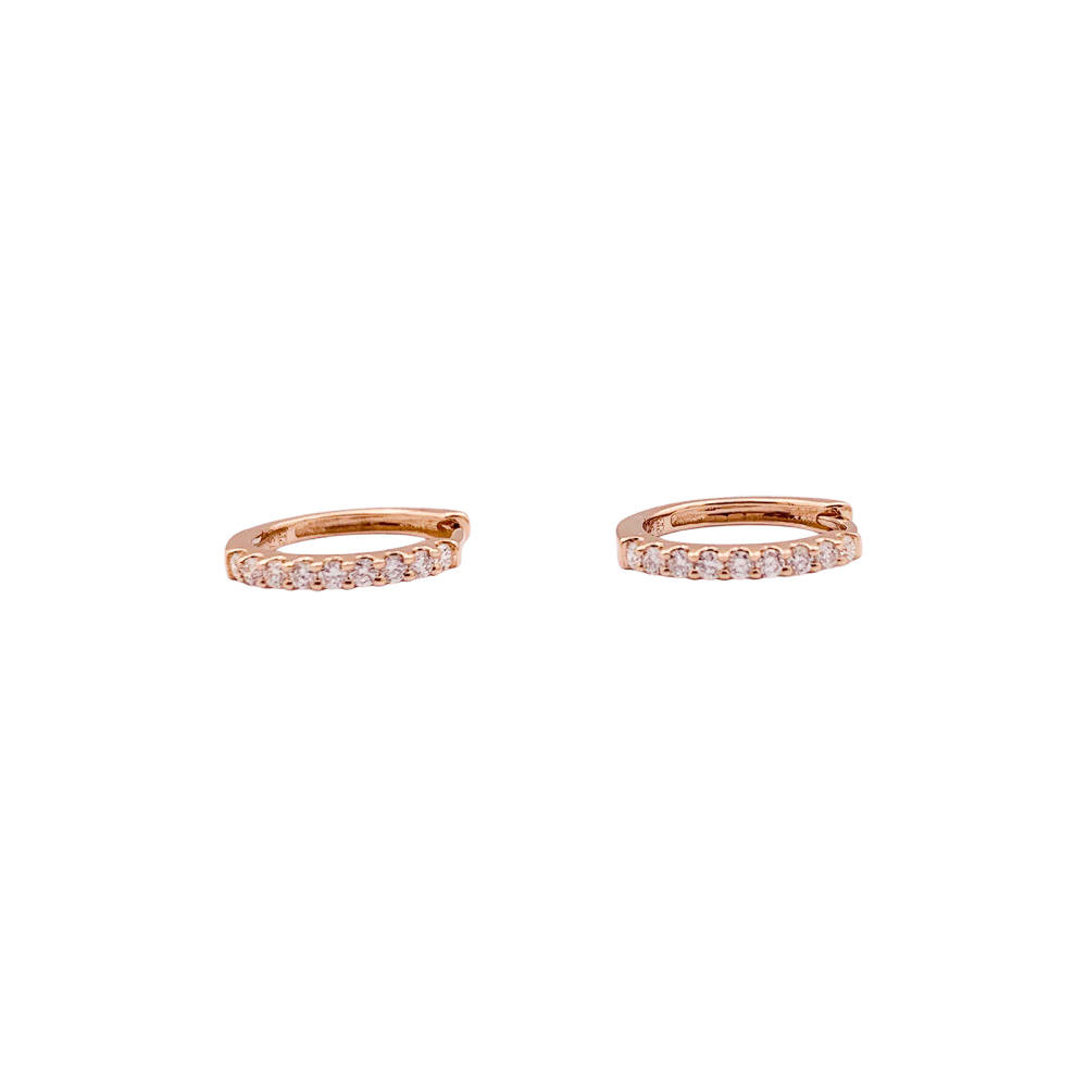 Paire de petites créoles en or rose, diamants. - Image 2