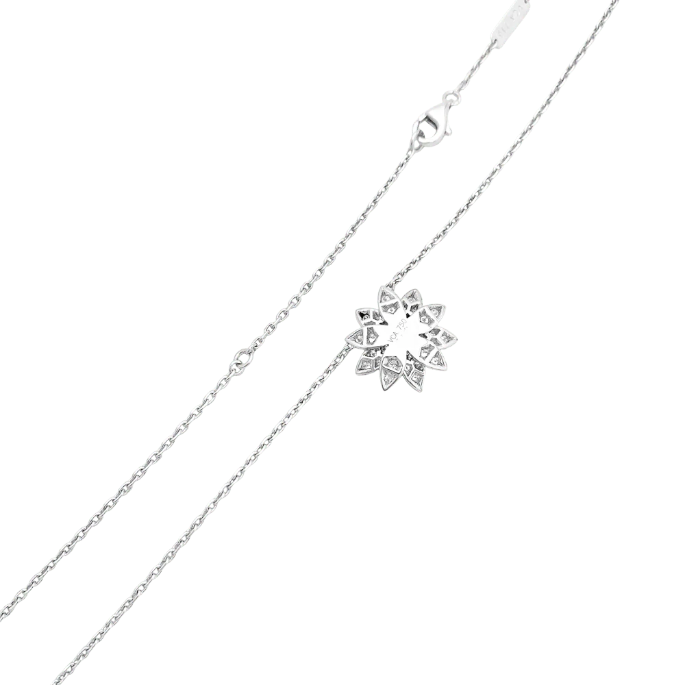 Pendentif Van Cleef & Arpels, "Lotus", or blanc et diamants. - Image 4