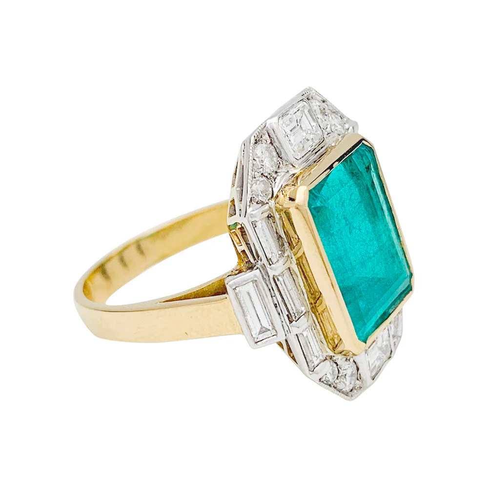 Bague deux ors émeraude et diamants. - Image 5