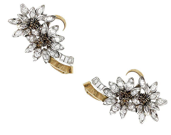 Boucles d'oreilles, "Edelweiss", en or jaune, platine et diamants. - Image 9